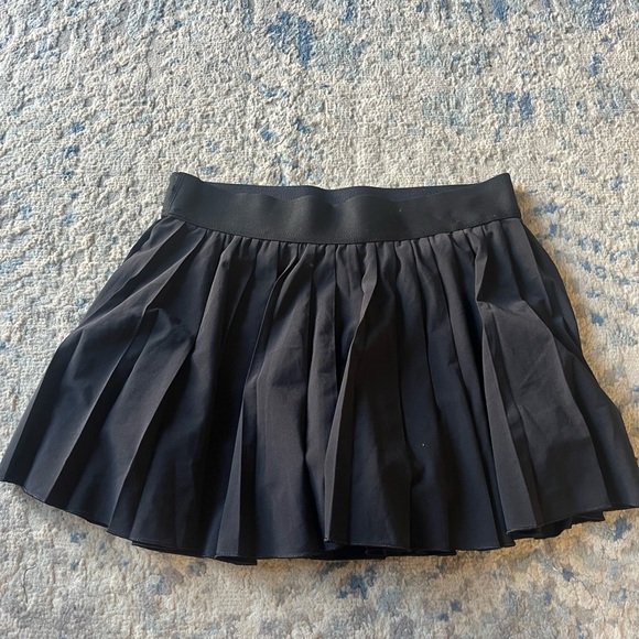 Aritzia TNaction Tennis High-waisted tennis skirt skort small - Picture 3 of 5